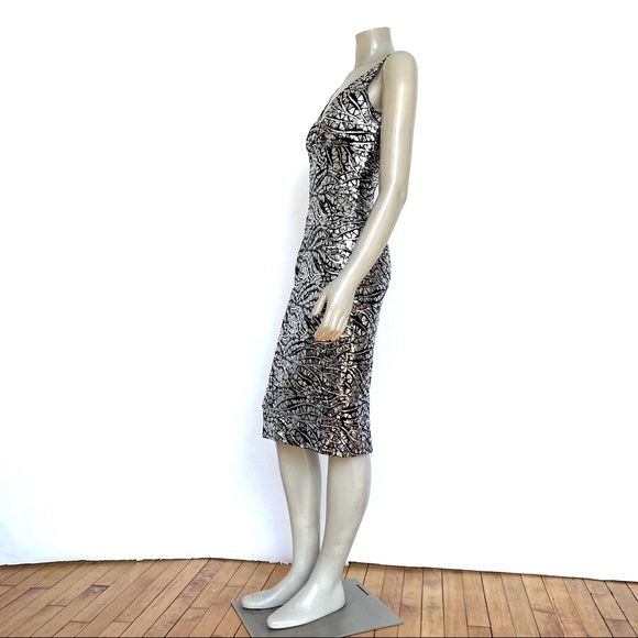 Tatyana Silver Sequin Sleeveless Lined Dress - Picture 5 of 13